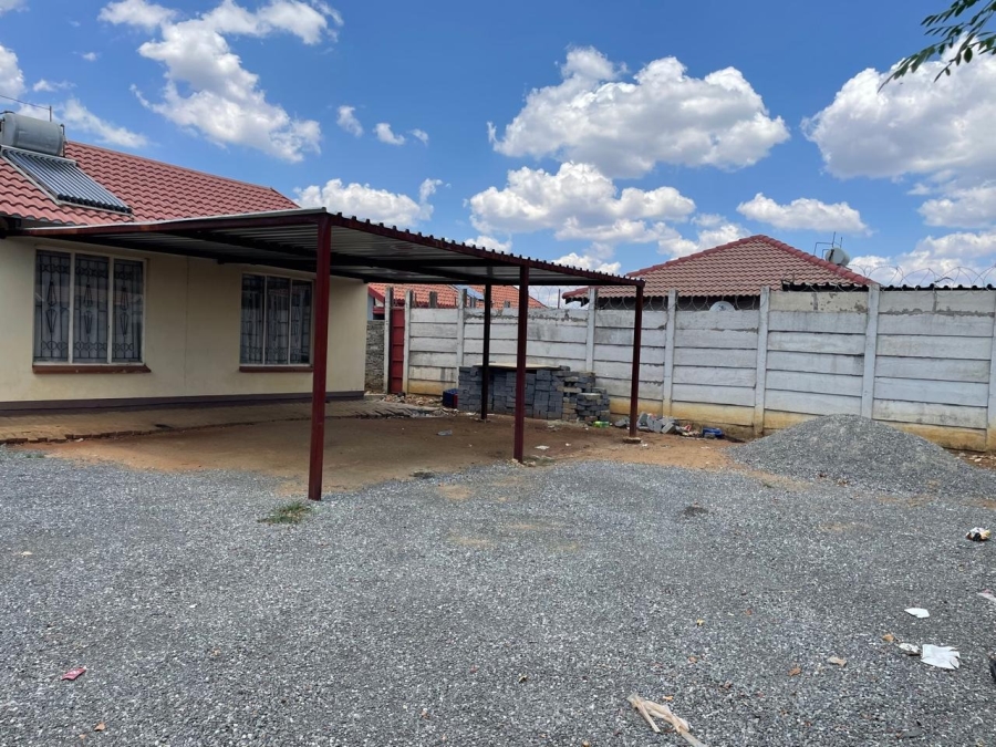 3 Bedroom Property for Sale in Boitekong North West